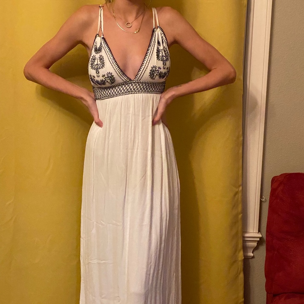 Lulu’s fully lined summer dress